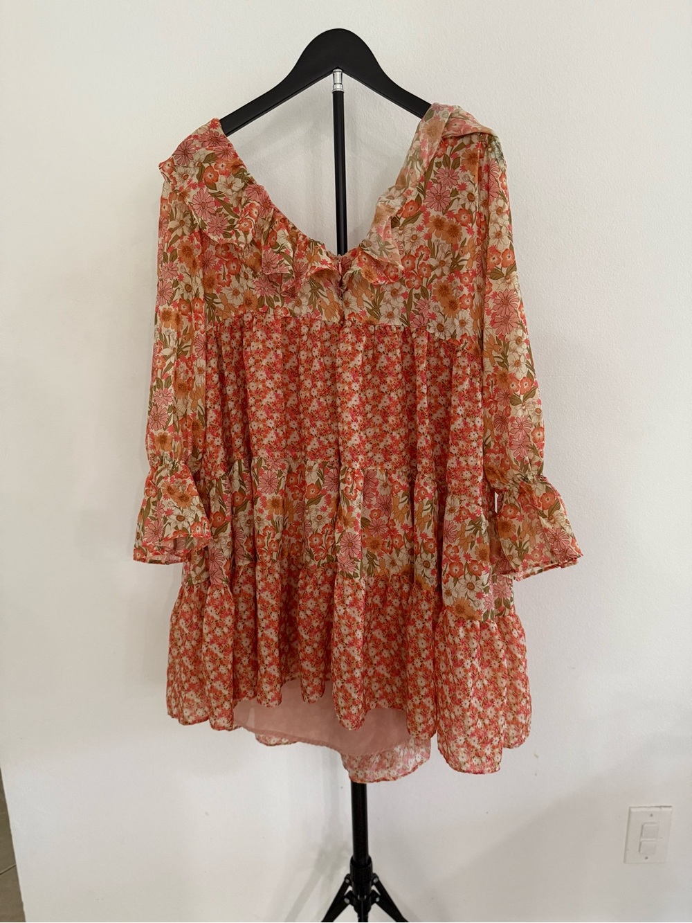 Glamorous Peach Floral Ruffle Mini Dress Size US 12 - Picture 5 of 6